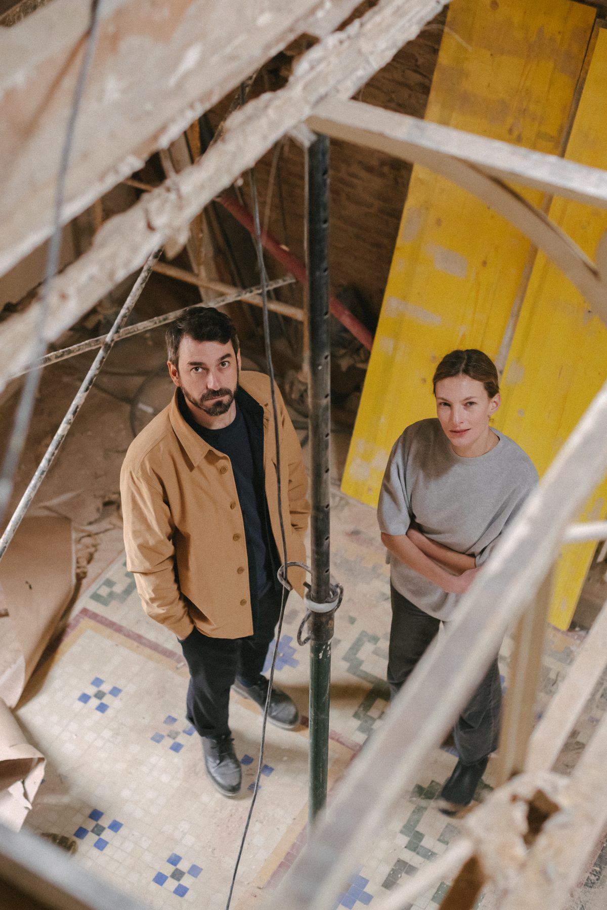 Laia Cervelló y Miguel Fernández-Galiano en obra